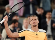 开云下载-拉沃尔杯鏖战温网，兹维列夫高光表现的简单介绍