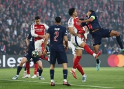 开云体育入口-阿森纳险胜里昂，阿什拉夫扛起全队的简单介绍