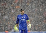 开云体育在线-鹰击长空，黄蜂折翼，西亚卡姆在世界排名争夺战中接管比赛