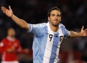 开云体育官网-双重封锁，从地缘政治到球场主宰—拉亚的洪都拉斯时刻