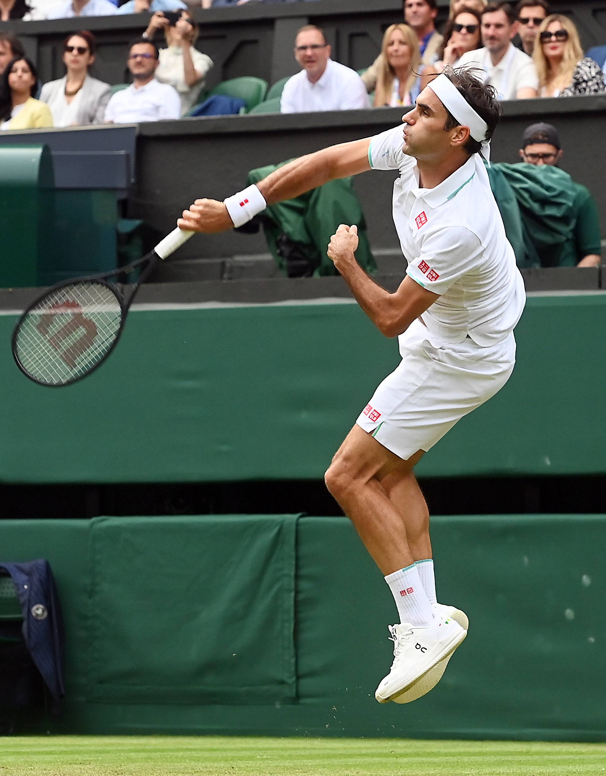 包含英国网球队逆转德国网球队,费德勒打破历史纪录的词条 包含英国网球队逆转德国网球队,费德勒打破历史纪录的词条