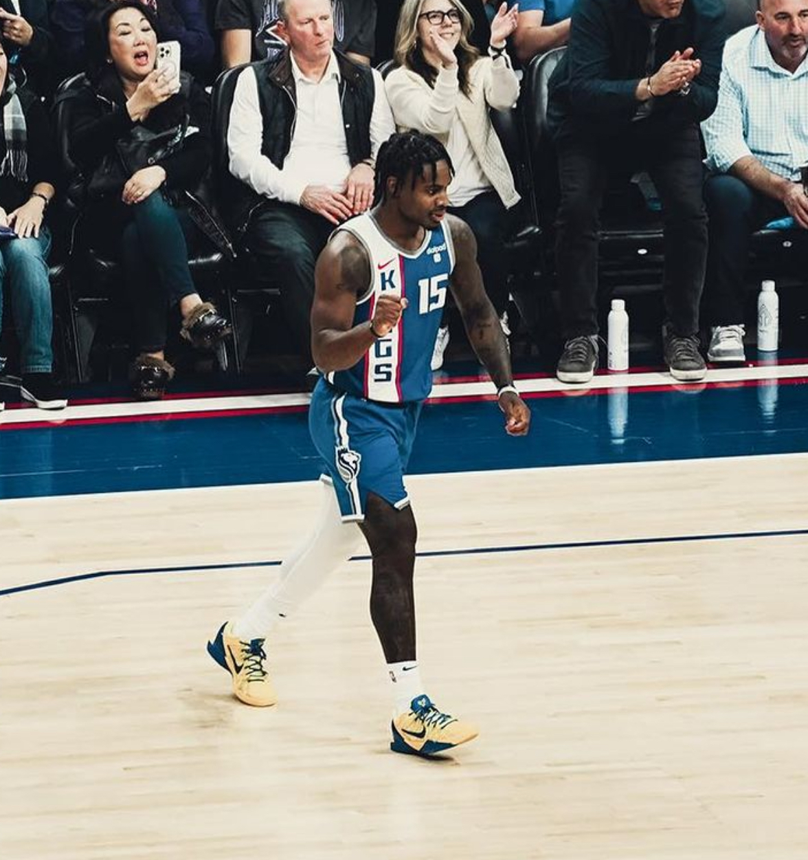 包含凯尔特人强势阿根廷男篮,米切尔惊艳世界的词条 包含凯尔特人强势阿根廷男篮,米切尔惊艳世界的词条