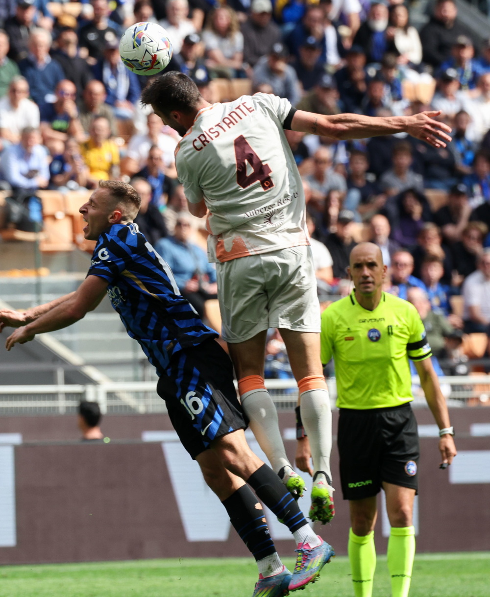 罗马主场击败对手,意甲争冠希望再次升温的简单介绍 罗马主场击败对手,意甲争冠希望再次升温的简单介绍