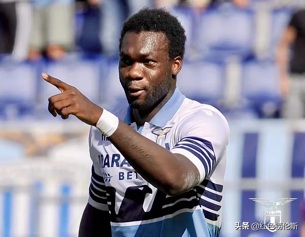 关于厄瓜多尔前锋放弃国际生涯转而回归家乡俱乐部的信息