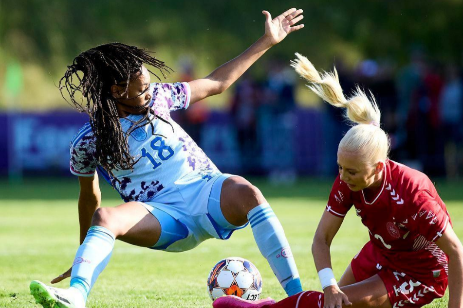 瑞典女足大胜对手，发挥出色！