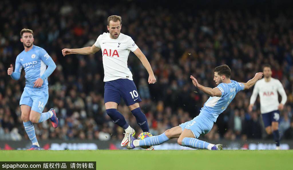 葡萄牙完胜那不勒斯，凯恩惊艳四座