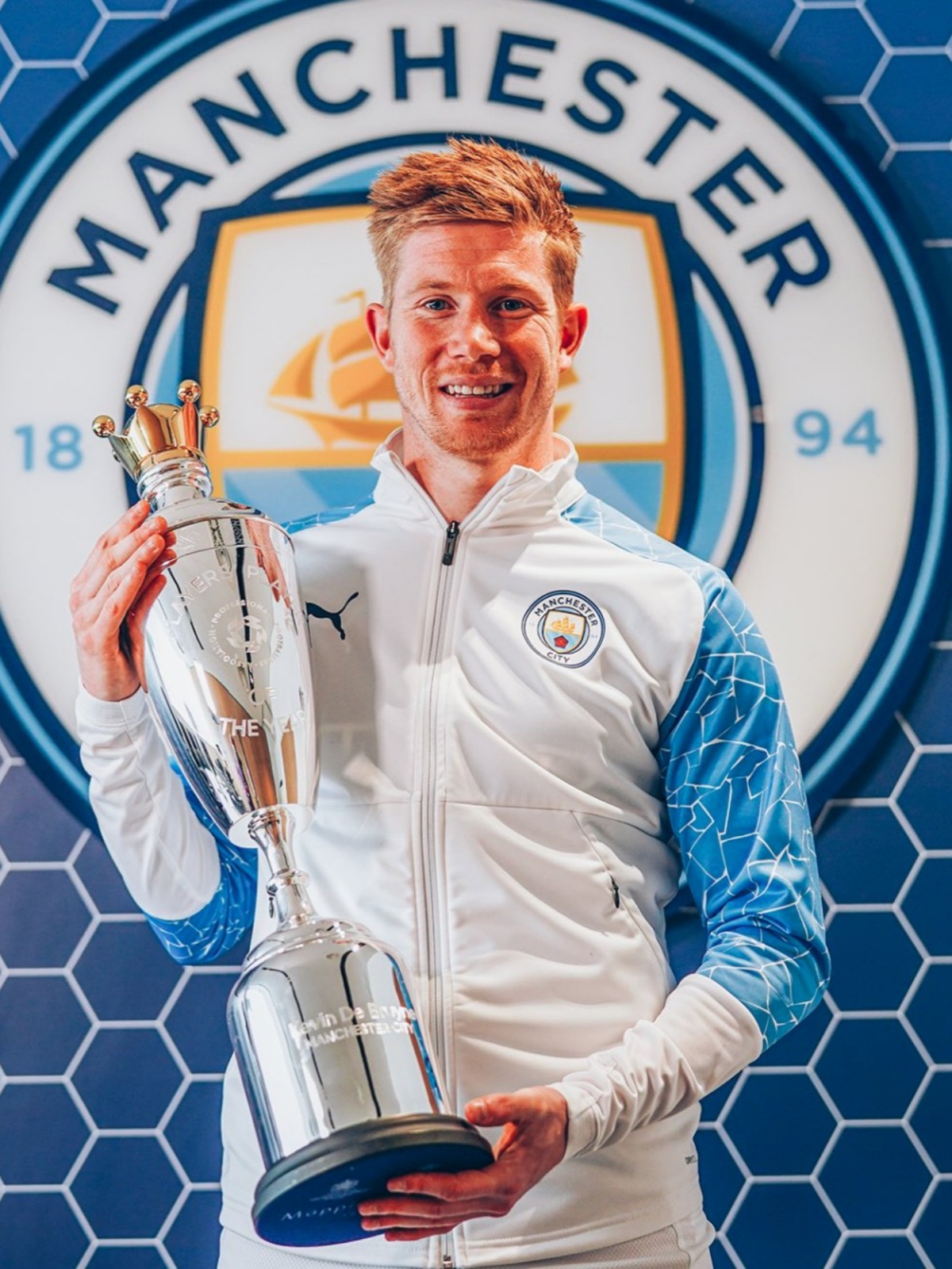 比利时翻盘巴萨,德布劳内状态火热 比利时翻盘巴萨,德布劳内状态火热