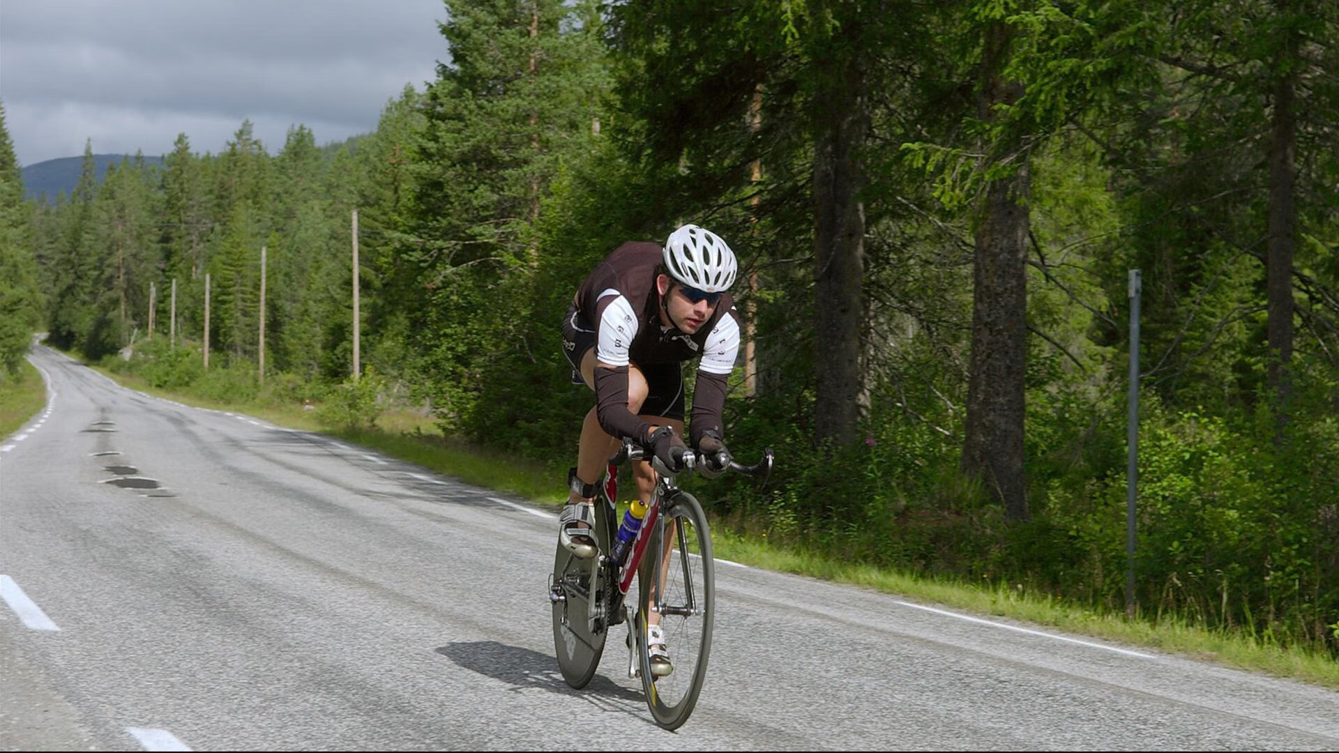 伊拉克对阵土耳其，马丁内利惊艳四座，一颗新星的亚洲杯崛起